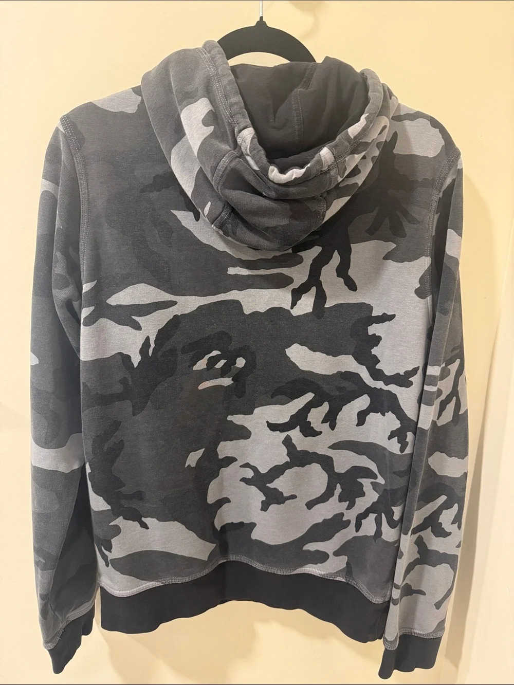 Nike Men’s Gray Camo Pullover Hoodie